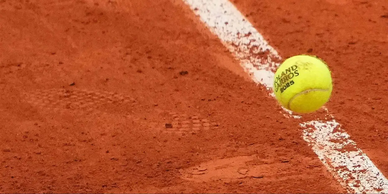 Meld deg på tennisturneringen Ås Open  5. - 7. juni.  Frist: 3. juni